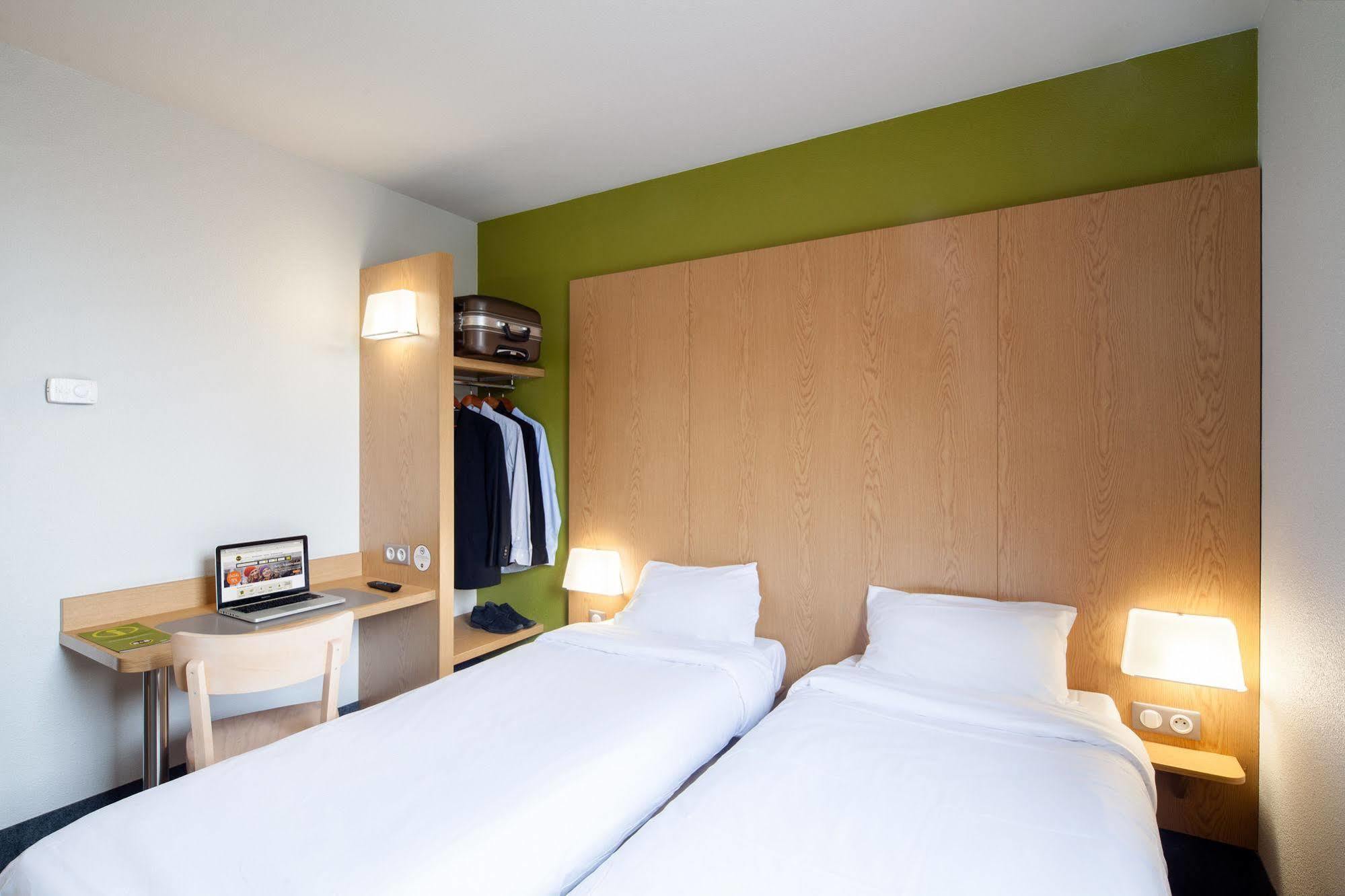 B&B Hotel Reims Bezannes Bagian luar foto